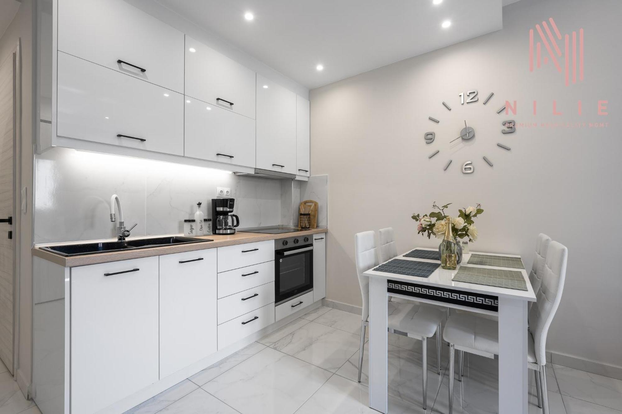 Ariadne, Nilie Hospitality Mgmt Apartment Солун Екстериор снимка
