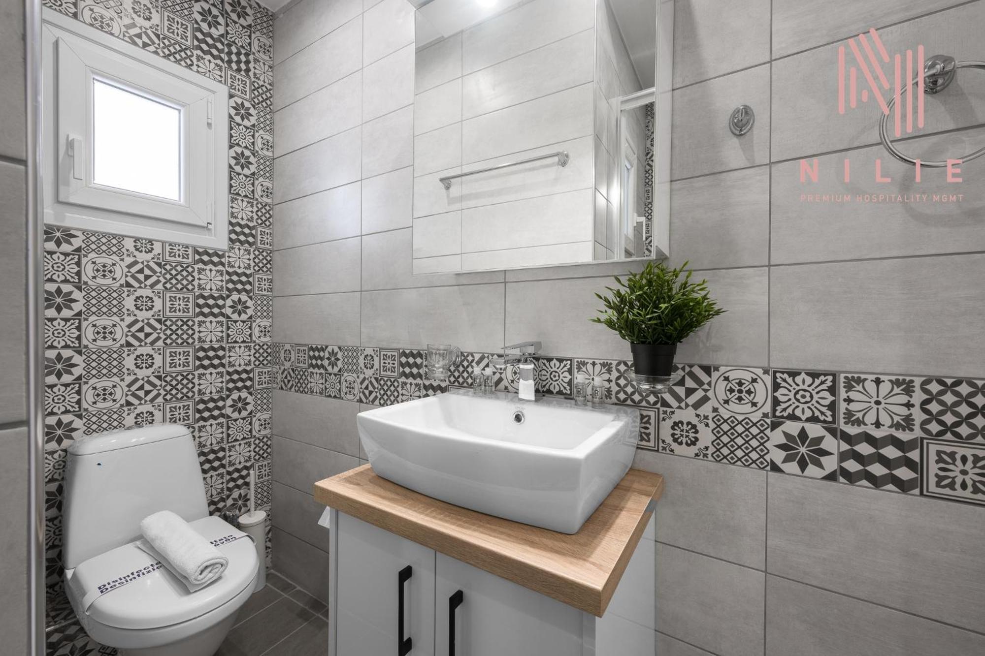 Ariadne, Nilie Hospitality Mgmt Apartment Солун Екстериор снимка